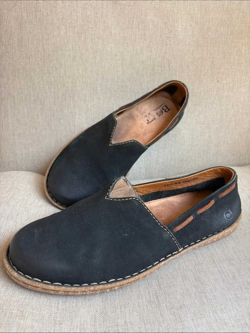 Born Women's Naya Nubuck Leather Slip-on Loafers Black  8.5 39